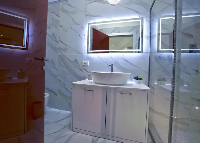 The Siva - Via Fiume, 29 * Sanremo